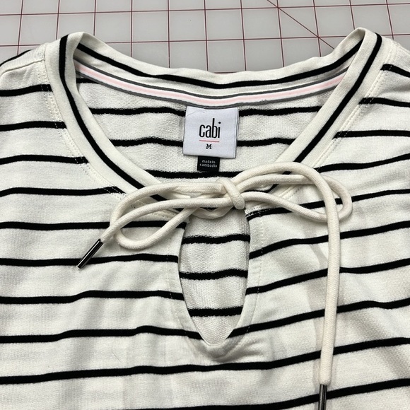 CABI Balloon SLV Drop Shoulder Keyhole Tie Preppy Beach Work B/W Stripe Tunic M - Picture 10 of 16